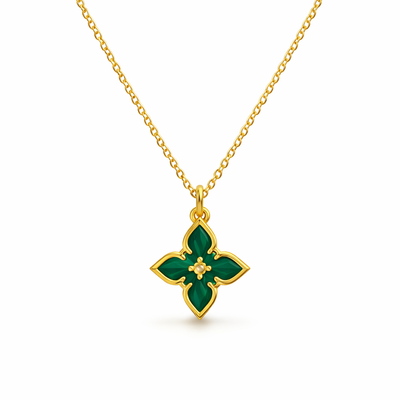 Collar con Dije de Trébol Esmeralda
