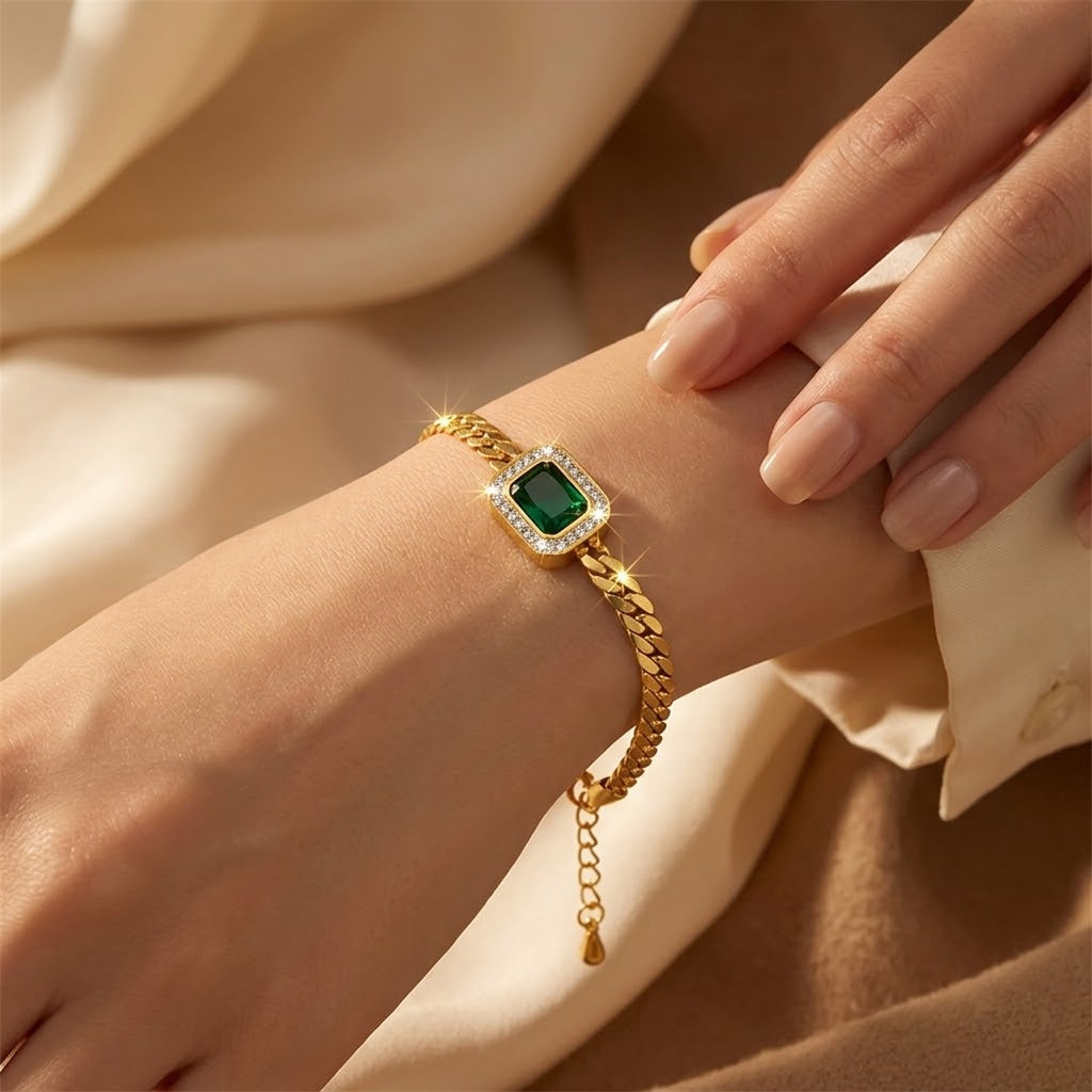 Pulsera de Cadena de Oro con Esmeralda
