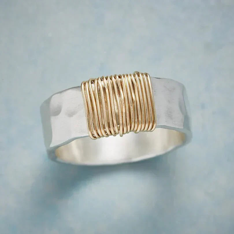 Anillo de Alambre Envuelto de Plata y Oro