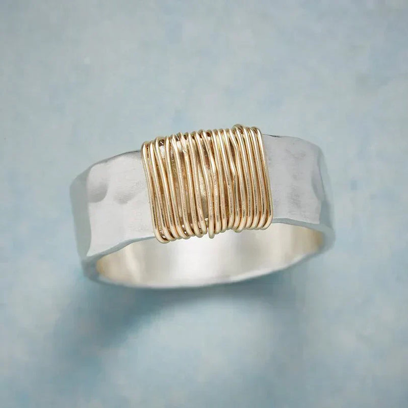 Anillo de Alambre Envuelto de Plata y Oro