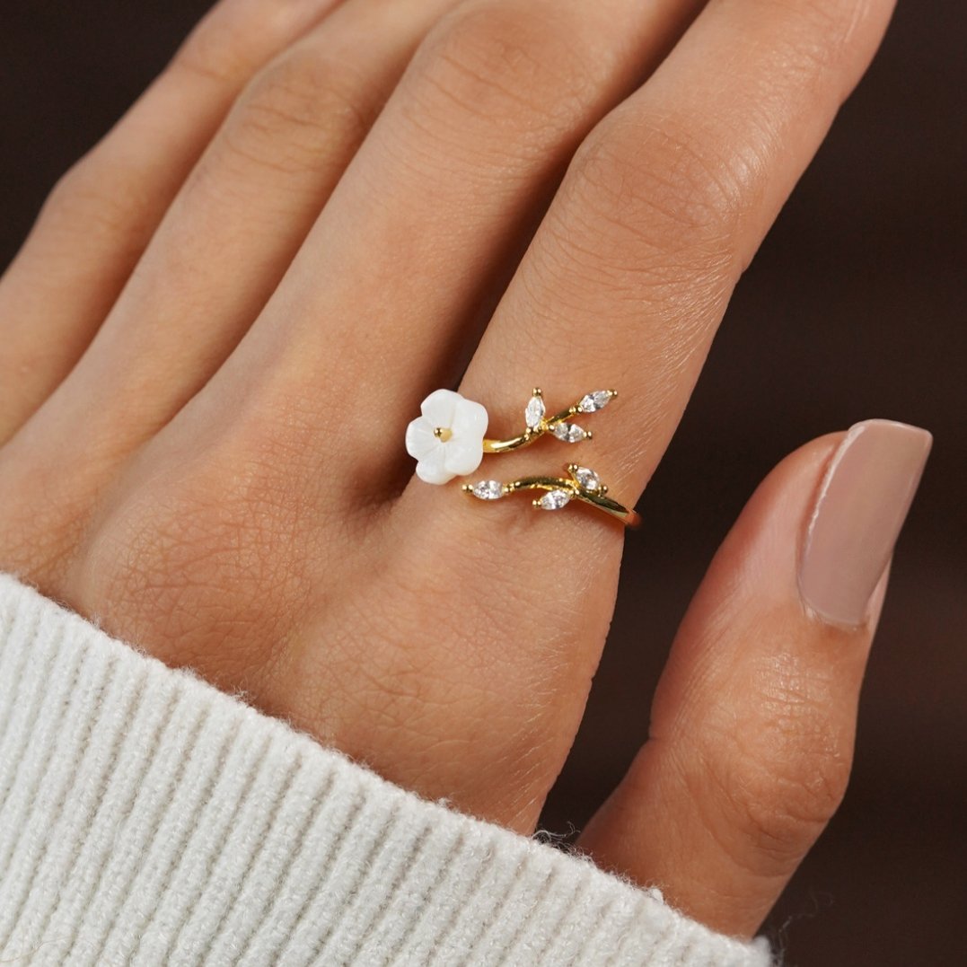 Anillo Abierto Flor y Hoja de Oro
